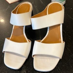 MGemi white sandals size 38.5